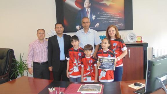İstiklal ilkokulu Genç Girişimciler Garajda Projesinde Türkiye Birincisi Oldu