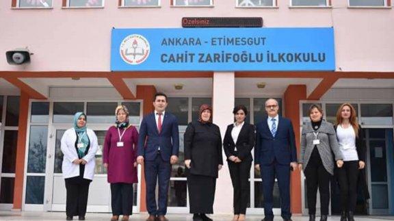 İlçe Milli Eğitim Müdürümüz Ayfer Yıldırım Okul Ziyaretlerine Cahit Zarifoğlu İlkokulunu Ziyaret Ederek Devam Etti