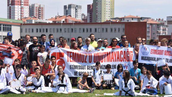 15 Temmuz Demokrasi ve Milli Birlik Günü Etkinlikleri Kapsamında Spor Müsabakaları Düzenlendi