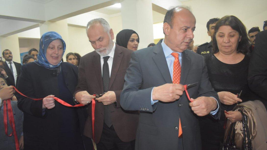 Şehit Polis Mehmet Zengin Kütüphanesi Törenle Açıldı