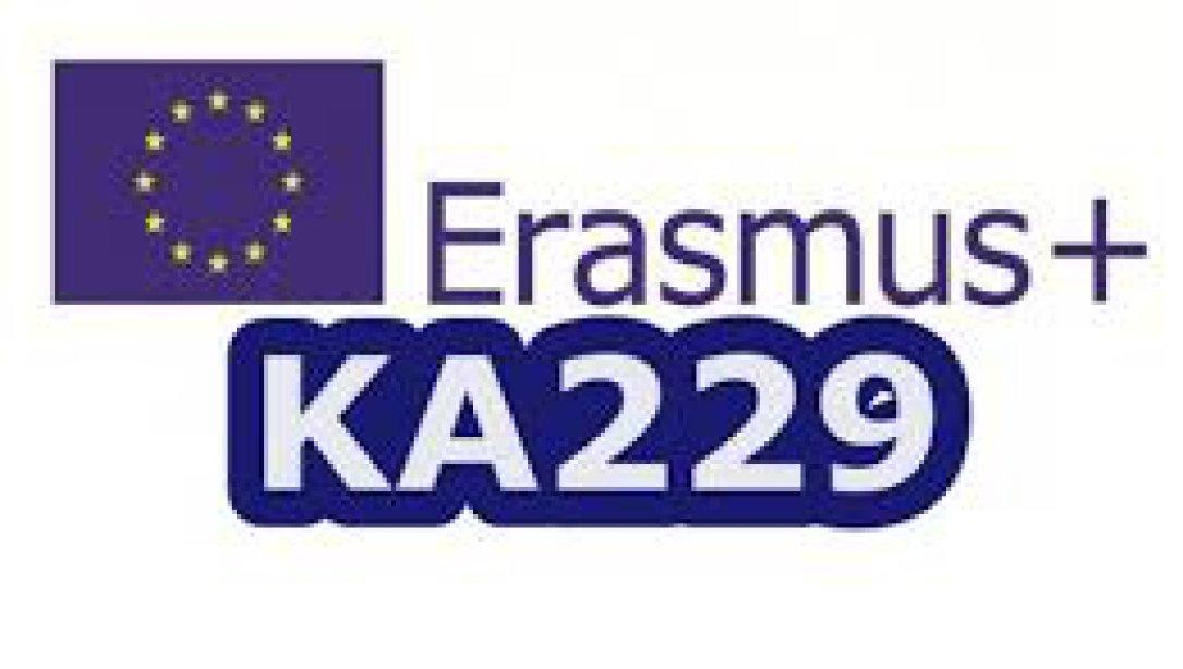 Erasmus+ Okul Eğitimi Stratejik Ortaklıklar Projelerinde Etimesgut'un Başarısı