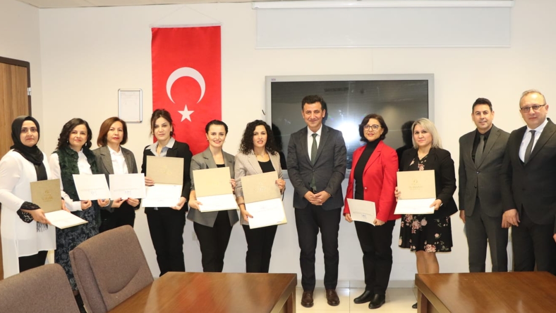 Etimesgutlu Öğretmenlerden Ulusal eTwinning Konferansı Sonrası İlçe Milli Eğitim Müdürüne Ziyaret